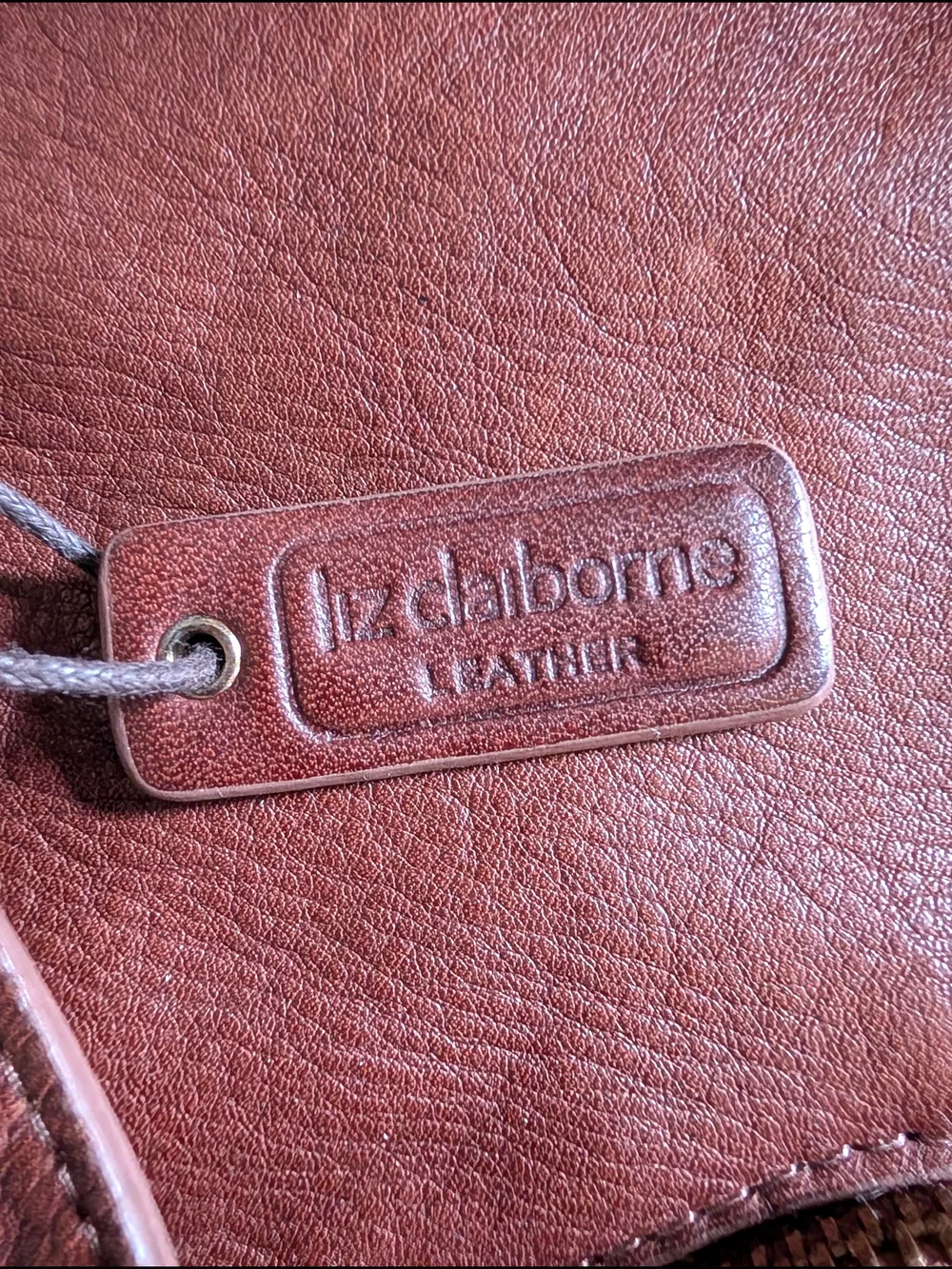 Women's Leather Tote Bag in Brown - Liz Claiborne - Picture 3 of 8